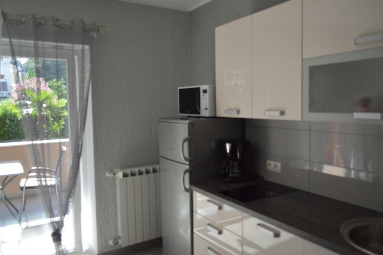 Apartments Sven-Marino Пореч Екстериор снимка